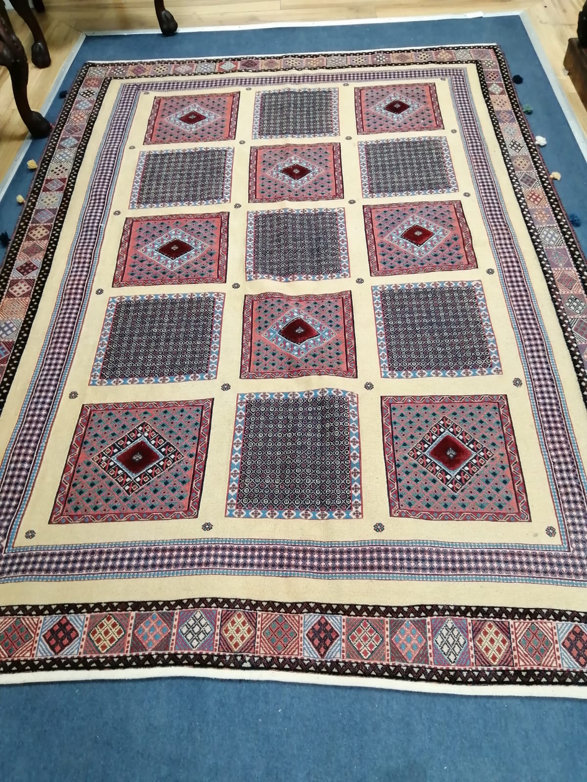 A Persian wool multicoloured kilim rug, 248 cm x 173 cm